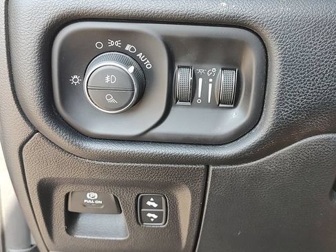 Used 2022 RAM 1500 Laramie RWD image 23