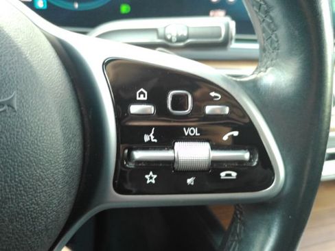 Used 2020 Mercedes-Benz GLS 450 4MATIC image 42