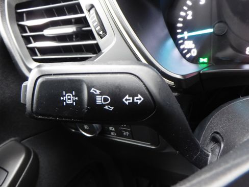 Used 2021 Ford Escape SEL image 19