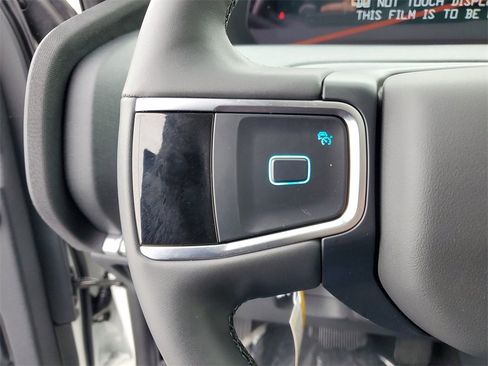 New 2026 Ford Expedition Active image 16