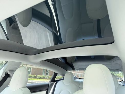 Used 2018 Tesla Model 3 Mid Range RWD image 19