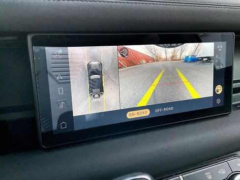 Used 2023 Land Rover Defender 110 X-Dynamic SE image 14