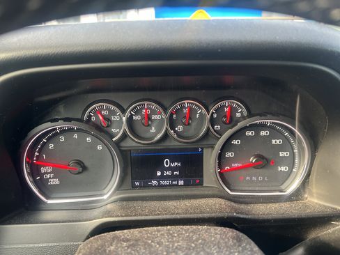 Used 2019 Chevrolet Silverado 1500 LT image 5