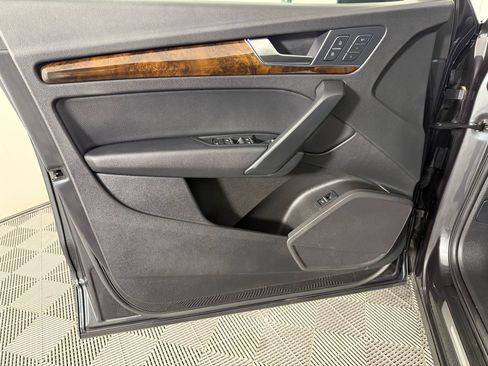Used 2018 Audi Q5 2.0T Premium Plus w/ Premium Plus Package image 13