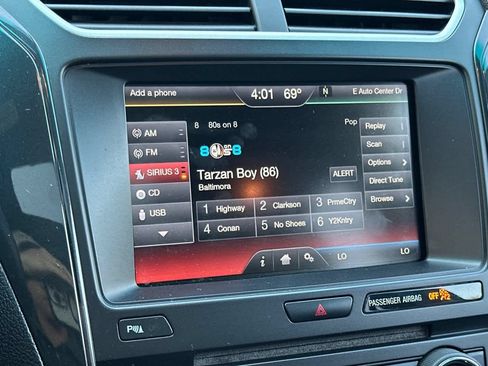 Used 2016 Ford Explorer XLT w/ Equipment Group 202A FWD image 19