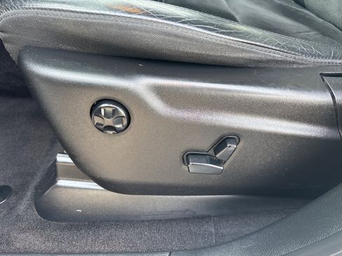 Used 2017 Jeep Grand Cherokee Altitude image 13