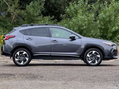 Certified 2025 Subaru Crosstrek 2.5i Limited w/ Popular Package #3A AWD/4WD image 8