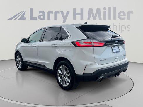 Used 2020 Ford Edge Titanium w/ Equipment Group 301A AWD/4WD image 3