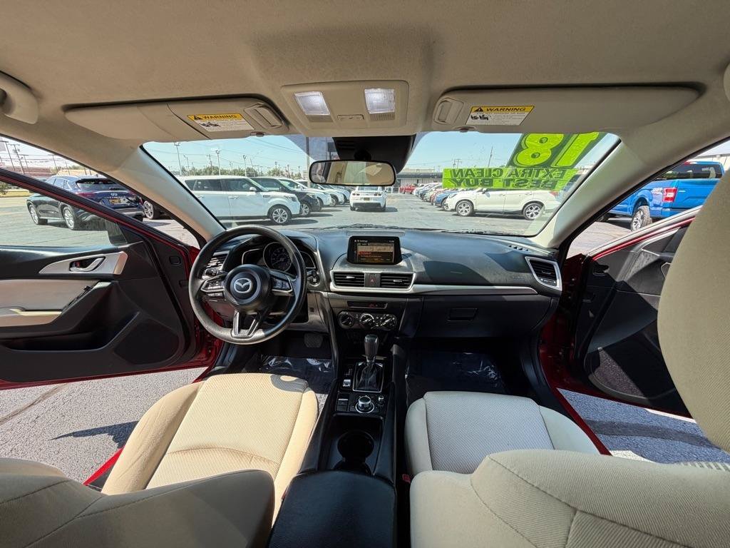 Used 2018 MAZDA MAZDA3 Sport FWD image 19