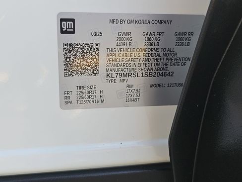 Used 2025 Chevrolet TrailBlazer LT AWD/4WD image 34