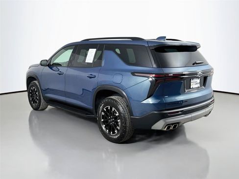 Used 2025 Chevrolet Traverse Z71 AWD/4WD image 7