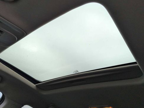 Used 2016 Chevrolet Equinox LT image 19