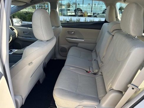 Used 2013 Toyota Prius V Three image 17