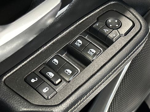 Used 2025 RAM 1500 Laramie w/ Sport Appearance Package image 15