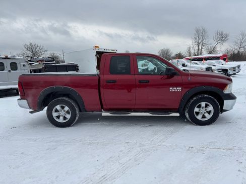 Used 2013 RAM 1500 ST w/ SXT Appearance Group image 6