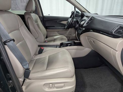Used 2016 Honda Pilot Touring image 45