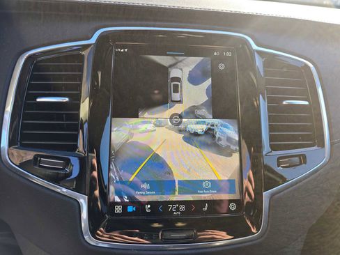 Certified 2024 Volvo XC90 B6 Ultimate w/ Protection Package Premier image 30