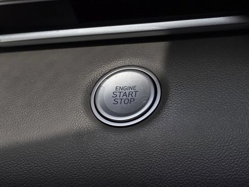 Certified 2025 Hyundai Elantra Sport FWD image 23