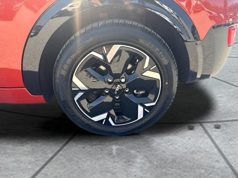 Used 2023 Kia Niro Wind w/ Wind Preserve Package FWD image 25