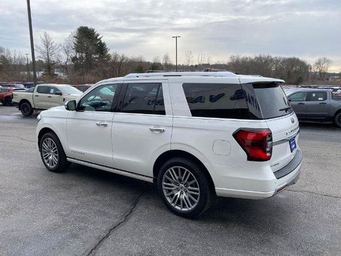 Certified 2022 Ford Expedition Platinum AWD/4WD image 5