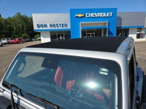 Used 2024 Jeep Wrangler Unlimited Rubicon 392 AWD/4WD image 43
