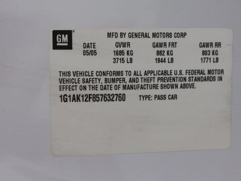Used 2005 Chevrolet Cobalt Coupe FWD image 21