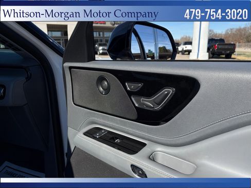 Used 2020 Lincoln Aviator Reserve image 36