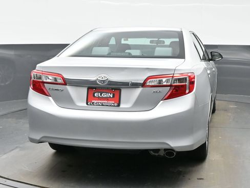 Used 2014 Toyota Camry XLE image 5