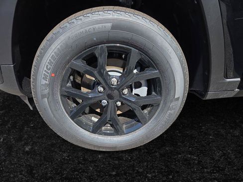 New 2026 Jeep Grand Cherokee Altitude AWD/4WD image 21