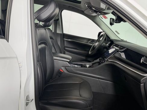 Certified 2022 Jeep Grand Cherokee Limited 4xe image 26