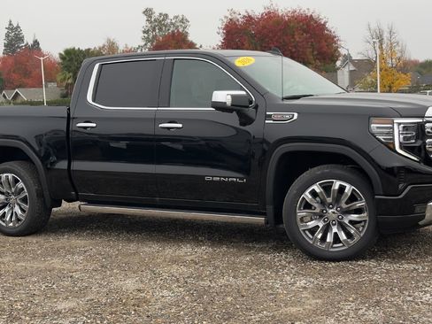 New 2026 GMC Sierra 1500 Denali image 3