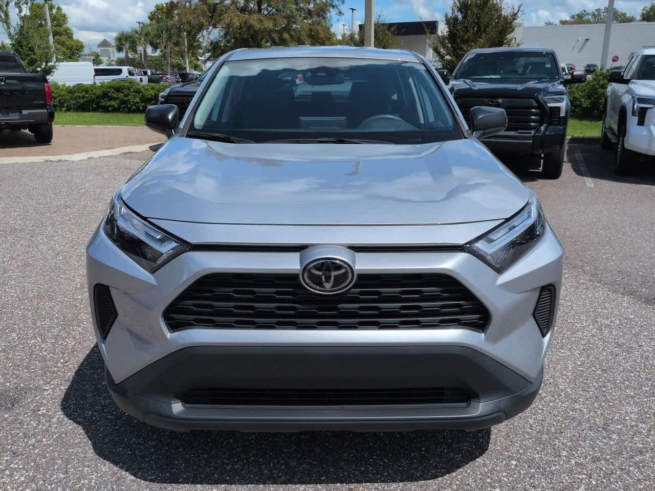 Certified 2023 Toyota RAV4 LE FWD image 9