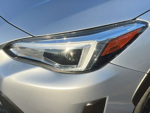 Certified 2023 Subaru Crosstrek 2.5i Limited w/ Moonroof Package image 8