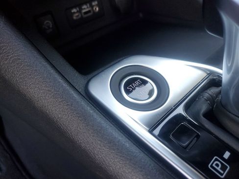 Certified 2025 Nissan Sentra SV FWD image 26