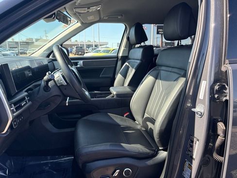 Certified 2025 Hyundai Santa Fe SEL FWD image 12