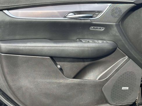 Used 2017 Cadillac XT5 Luxury w/ Driver Awareness Package image 21