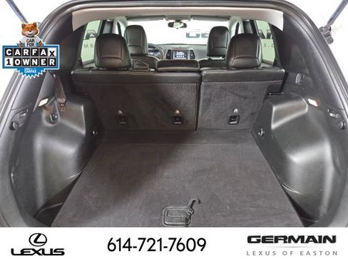 Used 2019 Jeep Cherokee Latitude Plus w/ Cold Weather Group AWD/4WD image 24
