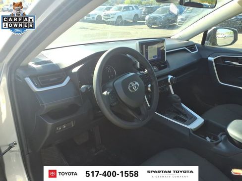 Used 2024 Toyota RAV4 XLE FWD image 15