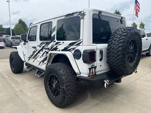 Used 2020 Jeep Wrangler Unlimited Rubicon w/ Uconnect 4C Nav & Sound Group AWD/4WD image 4