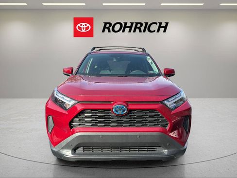 Certified 2024 Toyota RAV4 XLE w/ Convenience Package image 2