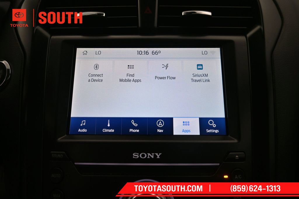 Used 2020 Ford Fusion Energi Titanium FWD image 18