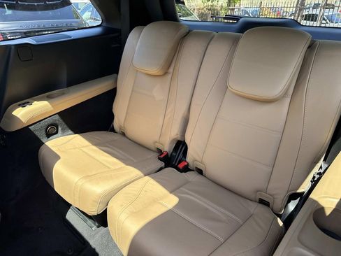 Used 2024 Mercedes-Benz GLS 580 4MATIC image 14