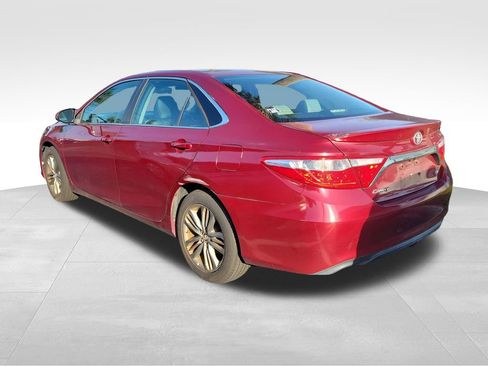 Used 2017 Toyota Camry SE FWD image 16