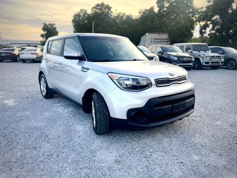 Used 2018 Kia Soul FWD image 5