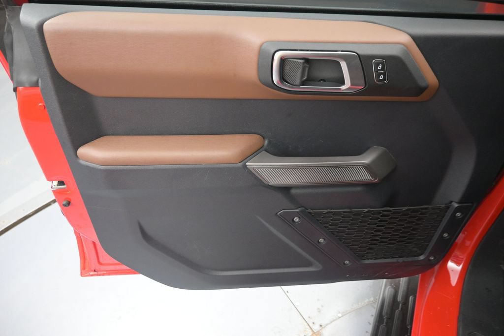Used 2023 Ford Bronco Outer Banks AWD/4WD image 24