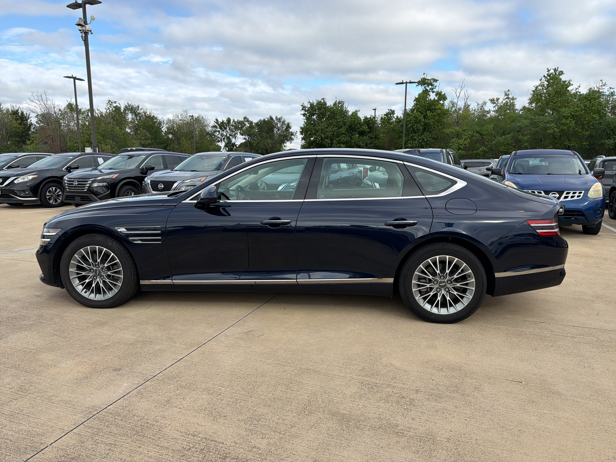 Used 2023 Genesis G80 2.5T AWD/4WD image 18