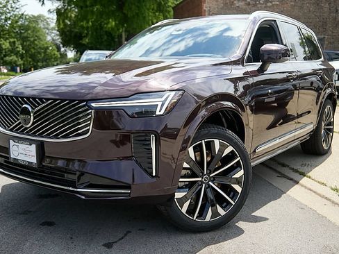 New 2026 Volvo XC90 T8 Ultra w/ Protection Package Premier AWD/4WD image 2