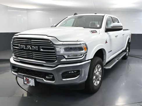 Used 2022 RAM 2500 Laramie AWD/4WD image 9