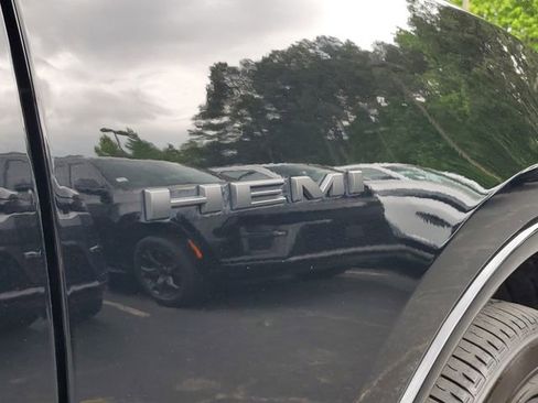 Certified 2025 Dodge Durango R/T AWD/4WD image 9