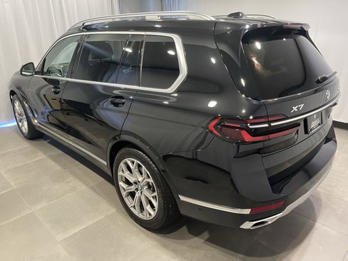 Used 2026 BMW X7 xDrive40i w/ Premium Package AWD/4WD image 4